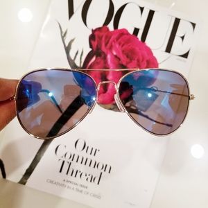 Men's Blue Aviator Sunglasses by VogueAffordably
